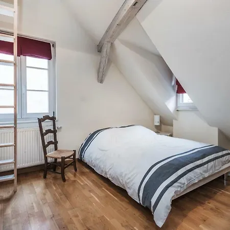 10 Rue Des Dentelles 5pc Apartment Strasbourg